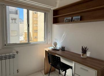 Departamento · 64m² · 3 Ambientes · Departamento de 3 Ambientes a La Calle con Ventanal