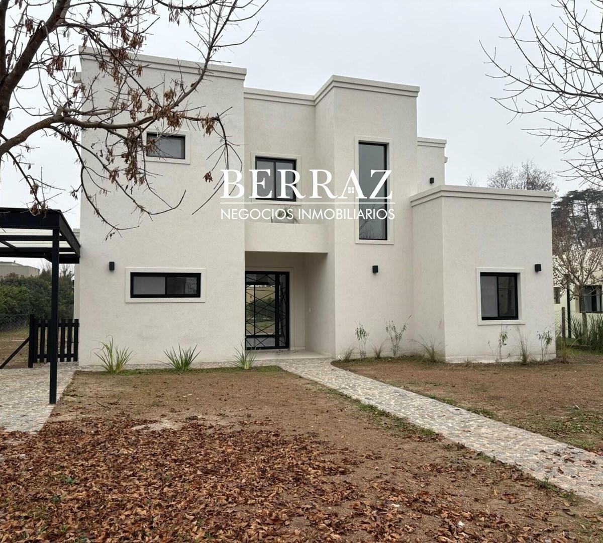 Casa Venta 4 Dormitorios Barrio San Matías Lote de 944 m2 Escobar