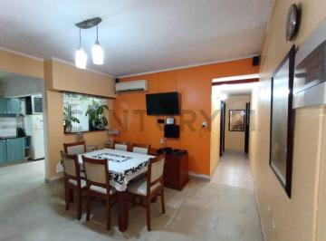 PH · 65m² · 3 Ambientes · PH en Venta en La Plata de 2 Dorm. Patio Parrilla
