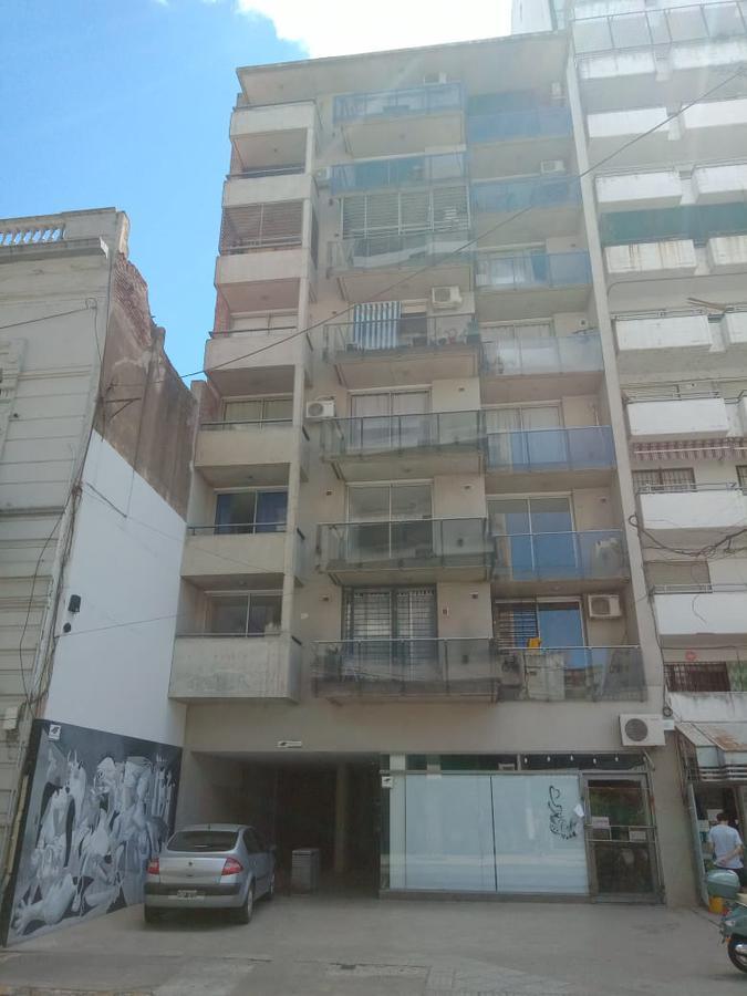 Maipu 978