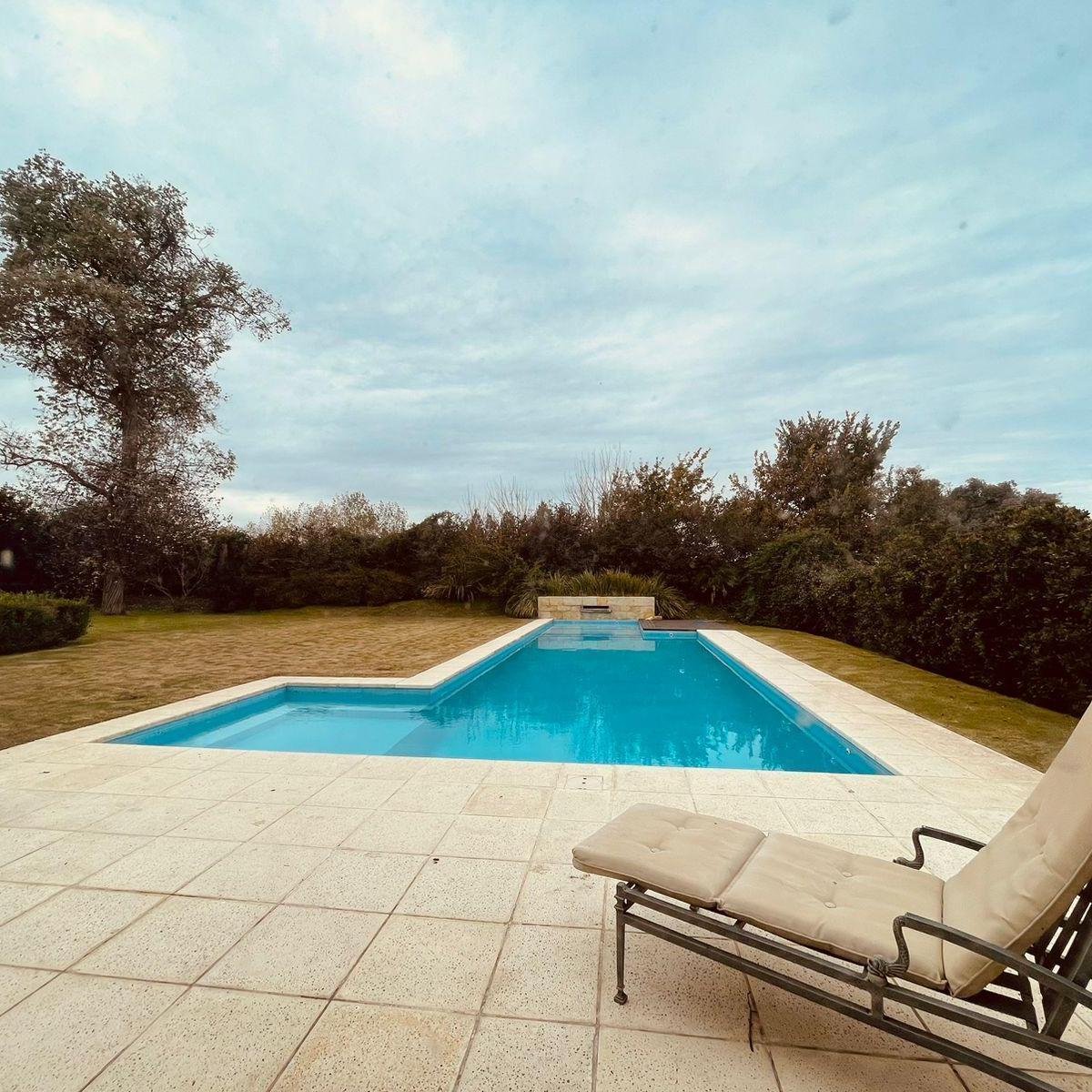 Casa en  Venta en La Berlina - Pilara -urdapilleta Propiedades