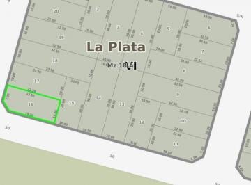 Casa · 221m² · 3 Ambientes · 1 Cochera · Casa en Venta a Refaccionar