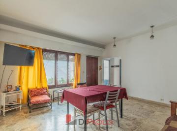 PH · 61m² · 4 Ambientes · Venta PH 4 Ambientes con Quincho y Parrilla en V. Libertad
