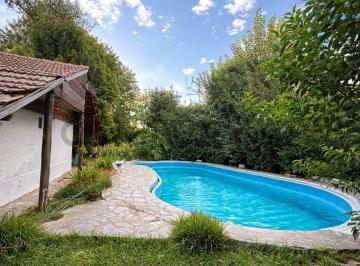 Terreno · 80m² · 3 Ambientes · Lote en Venta con Pileta y Casa a Remodelar Y/o Demoler en City Bell