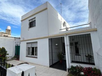 Casa de 5 ambientes, San Fernando · Excelente Oportunidad - Casa Multifamiliar en Virreyes