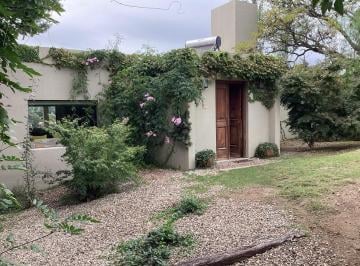 Casa · 143m² · 3 Ambientes · 2 Cocheras · Casa en Venta 2 Dorm. Dos Baños, Piscina Tala Huasi