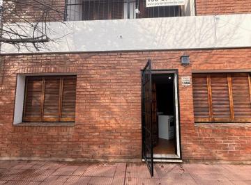 frente · Alquiler Casa a m Av Richieri
