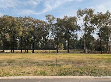 Terreno · 708m² · Venta Lote Interno con Fondo Arbolado 708 m - Barrio Azzurra Tortugas - Sector 3