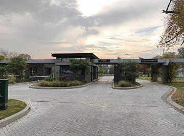 Terreno · 708m² · Lote Barrio Azzurra