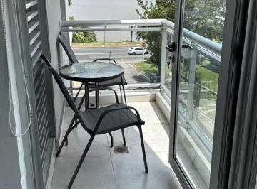 Departamento · 38m² · 2 Ambientes · Alquiler de Apartamento en Colonia del Sacramento Sobre La Rambla