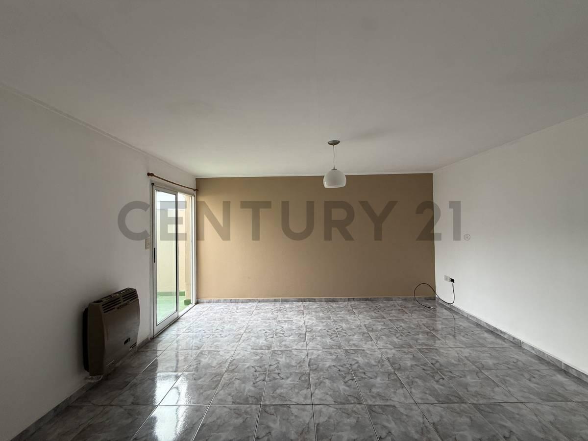 Avenida 1 e/ 73 y 74, Villa Elvira, La Plata