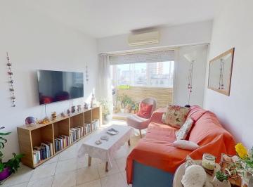 Departamento · 65m² · 3 Ambientes · Muy Lindo Tres Amb en El Corazon de San Telmo