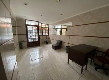 Departamento de 2 ambientes, Balvanera · Departamento 2 Amb con Balcón - Reciclado!