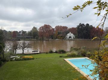 Casa · 450m² · 6 Ambientes · 7 Cocheras · Casa Lote Rio Lujan en Alquiler en Santa María Tigre