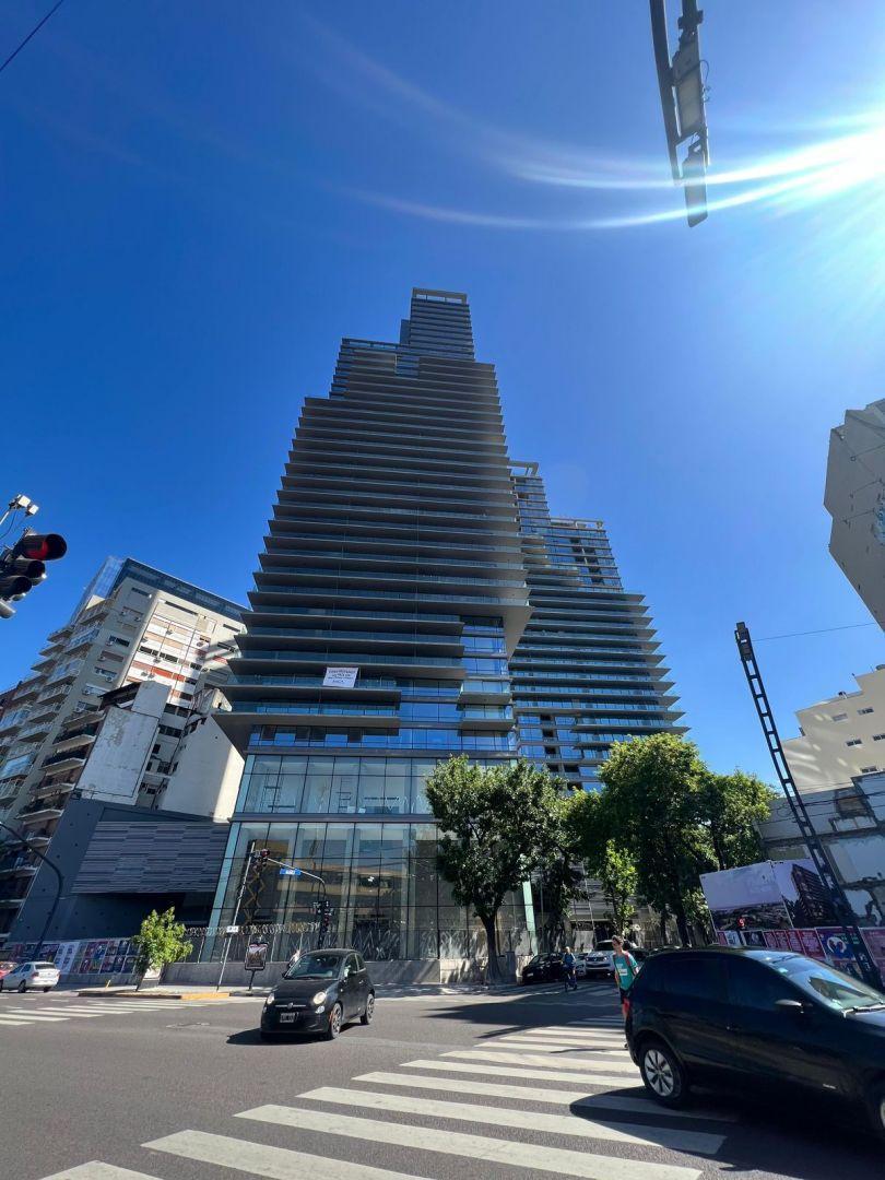 Av. del Libertador 7400. Entre Juana azurduy y Nuñez