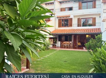 Casa · 4 Dormitorios · Casa - Bo. Tres Cerritos