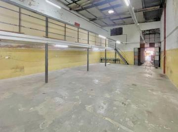 Depósito · 210m² · Depósito/galpón en Alquiler en Caballito C/oficina