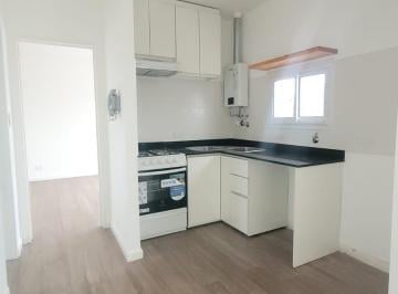 Excelente dpto, 2 ambientes reciclado a nuevo, en un 9 piso al frente, balcon te · Dpto Reciclado a Nuevo - 2 Ambientes con Balcon Terraza