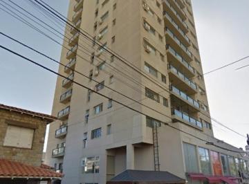 Departamento · 45m² · 2 Ambientes · 1 Cochera · Moderno 2 Amb. con Cochera Cubierta. Edif C/ Sum, Piscina.