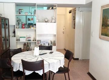 Departamento · 1m² · 2 Ambientes · Depto 2 Ambientes Centro con Balcon a La Calle