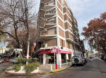 Departamento de 3 ambientes, Morón · Alquiler 3 Ambientes Castelar Sur Excelente