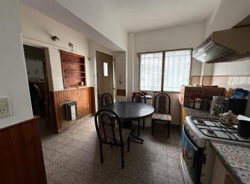 PH · 60m² · 4 Ambientes · PH en Venta de Dos Dorm.. 40 E/ 16 y 17