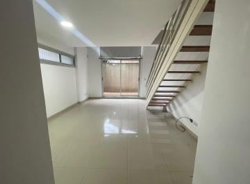 Departamento · 60m² · 2 Ambientes · 1 Cochera · Departamento en Alquiler en Banfield