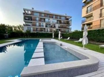 Departamento · 50m² · 2 Ambientes · 1 Cochera · Departamento Vilahause en Alquiler - Cuan Propiedades