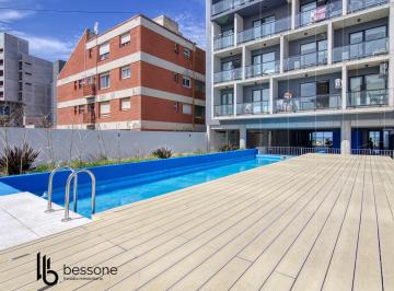 Departamento · 4m² · 3 Ambientes · 1 Cochera · Departamento en Constitución