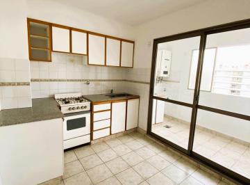 Departamento · 44m² · 2 Ambientes · 1 Cochera · Urquiza E/ Italia y España