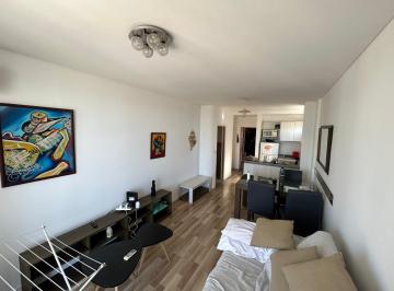 Departamento · 37m² · 2 Ambientes · 1 Cochera · Departamento en Recoleta
