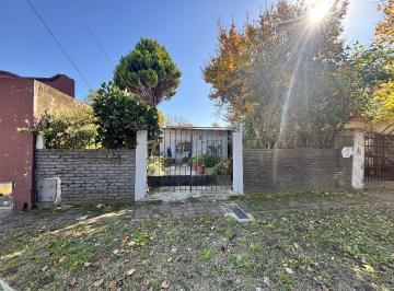 DEH-DEH-762_2 · Casa 3 Dorm. a 3 Cuadras de Av San Martin