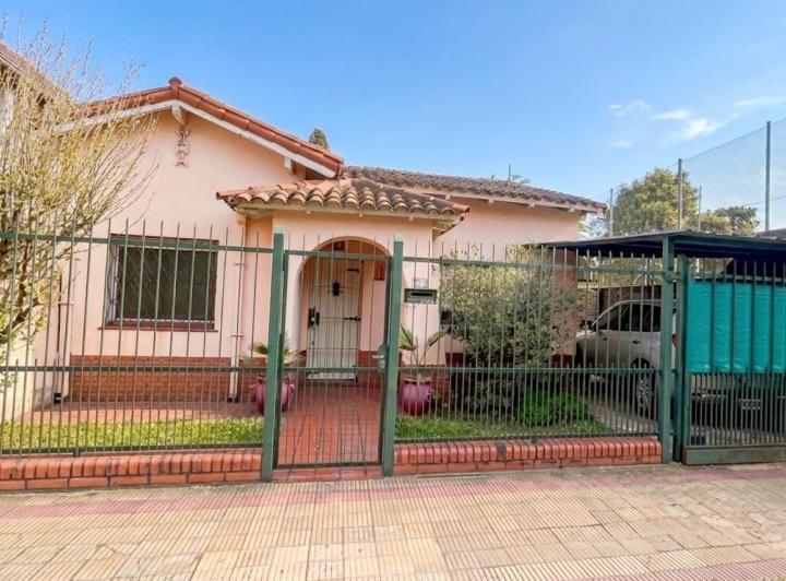 Casa · 177m² · 7 Ambientes · 1 Cochera