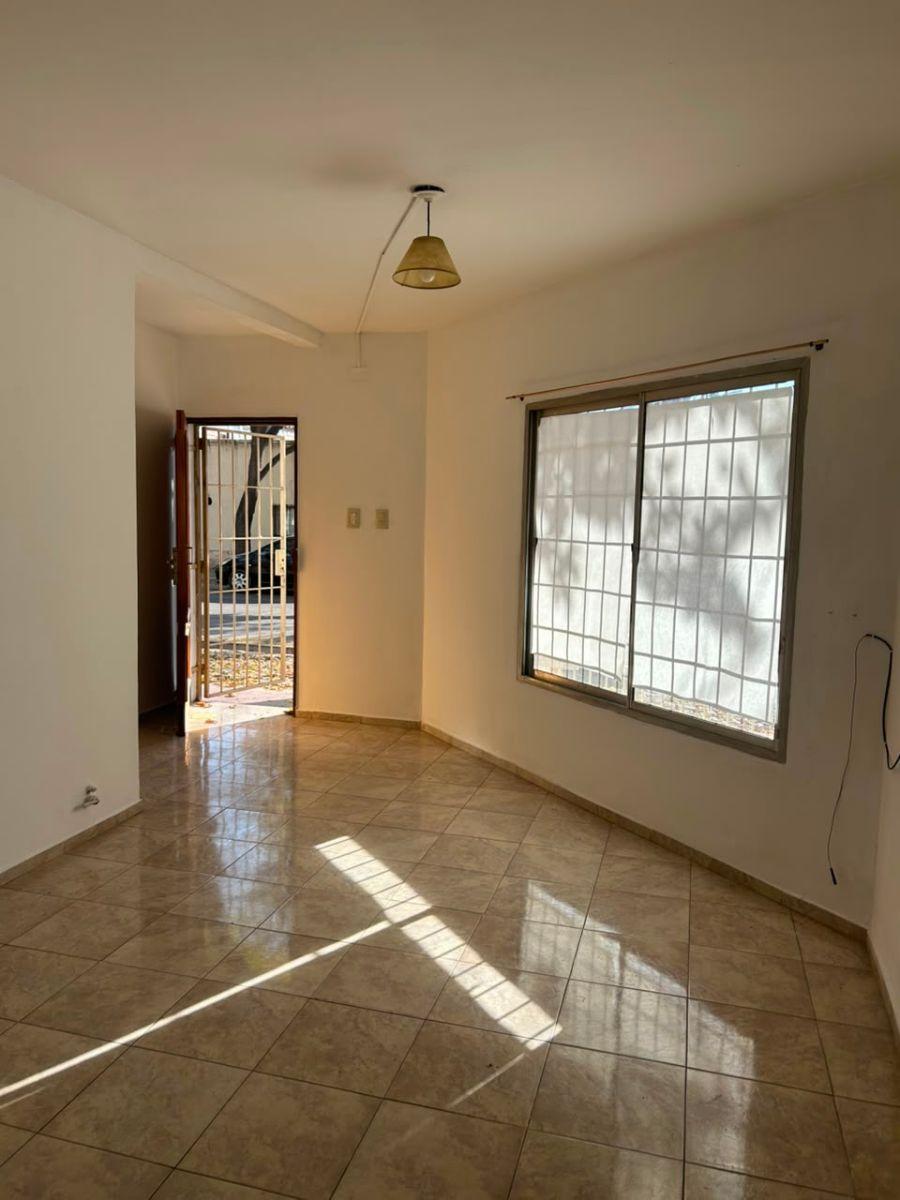 DEPARTAMENTO CALLE MOSCONI