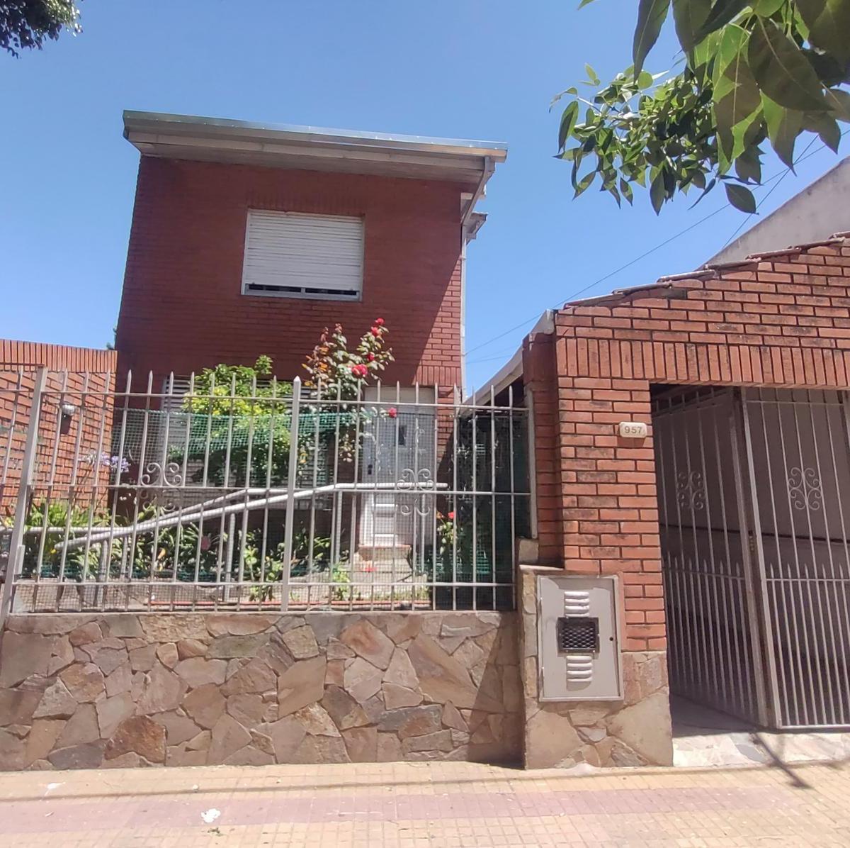 528 N957 e/4 y 5, Tolosa