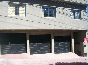 Departamento de 5 ambientes, Córdoba · Bº Sarmiento Luis Braile 2352 Pa 1 Dor a 100 m de Sabattini