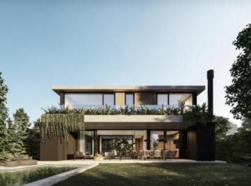 Casa · 335m² · 4 Dormitorios · 2 Cocheras · Moderna Casa en Venta en Carpinchos Nordelta