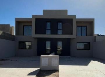 PH · 136m² · 5 Ambientes · 2 Cocheras · Duplex en Venta en Docta Av