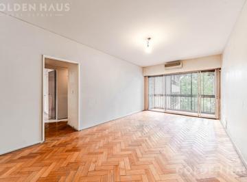 Departamento · 84m² · 3 Ambientes · Departamento 3 Amb + Dependencia + 2 Bauleras a Refaccionar