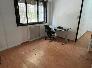 Departamento · 3 Ambientes · Oportunidad en Balvanera, 3 Ambientes Comodos!