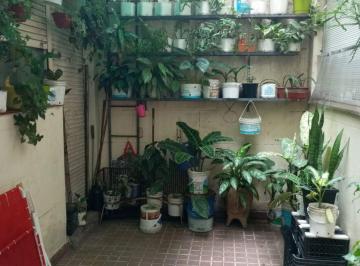 Departamento de 3 ambientes, Caballito · 3 Ambientes a La Venta con Patio en Pb