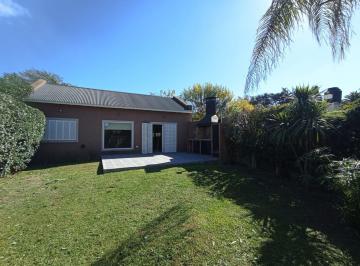 Casa · 237m² · 4 Ambientes · 2 Cocheras · Alquiler Casa 2 Dorm - Parque - 454 E/ 28 Bis y 29 - City Bell - La Plata