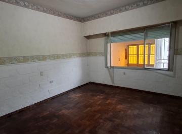 Casa · 270m² · 3 Ambientes · 1 Cochera · Casa en Barrio Belgrano