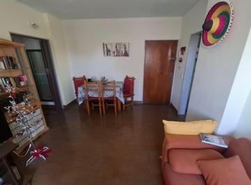 Departamento · 37m² · 2 Ambientes · Alquiler Dos Ambientes. Lav/ Sin Balcon. Wilde