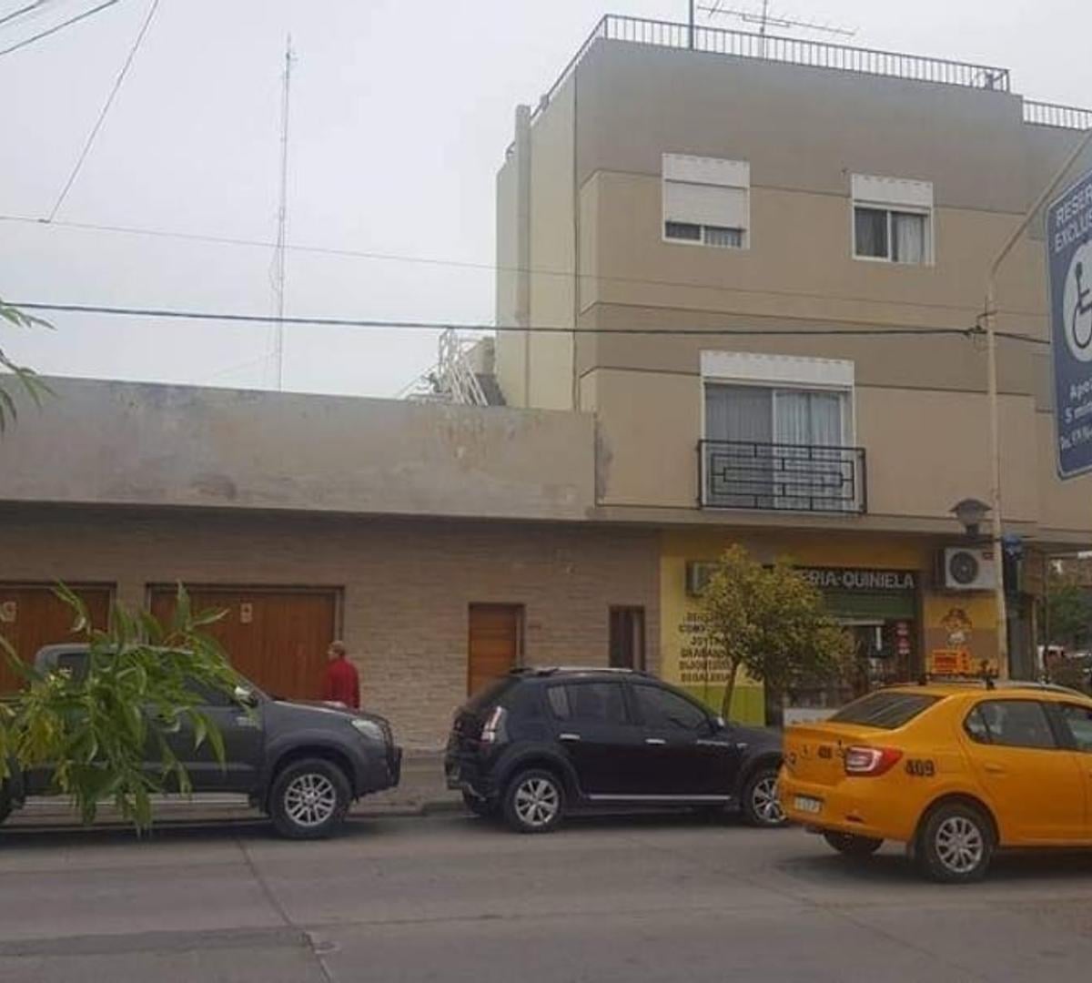Propiedad En Venta, San Martin Y Bouquet Roldan