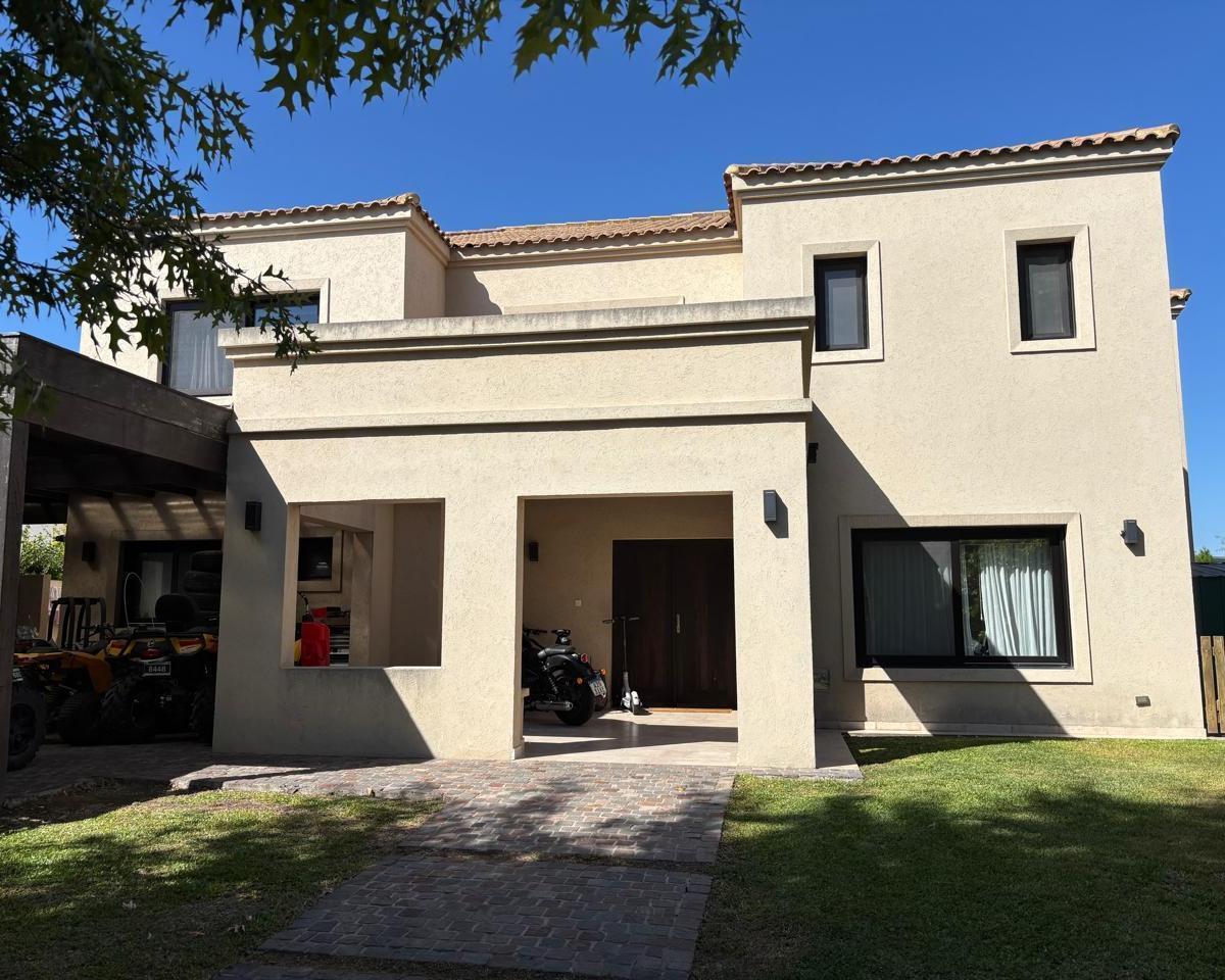 Casa en Venta en Ayres Plaza