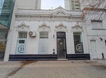 Local comercial · 274m² · Local en Alquiler en La Plata Sobre Av 44