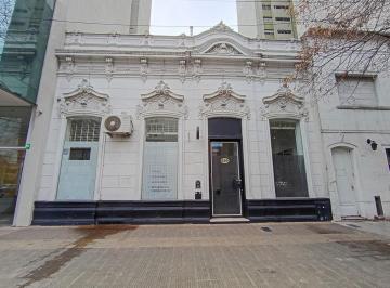 Local comercial · 274m² · Local en Alquiler en La Plata Sobre Av 44