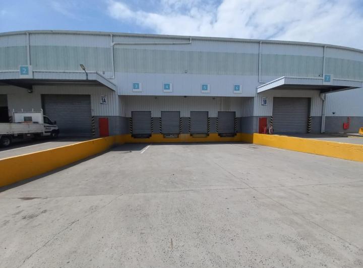 Depósito · 2000m²