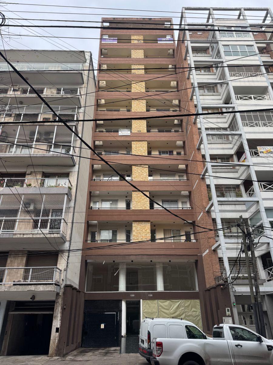 Aristobulo del Valle al 100, Lanús Oeste, Lanús